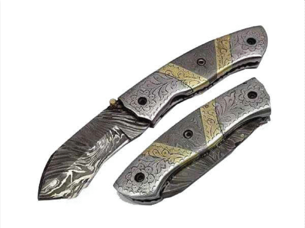 Damascus Folding Knives