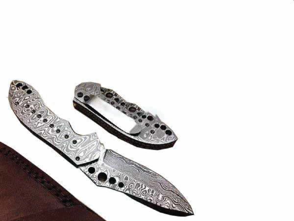 Damascus Folding Knives
